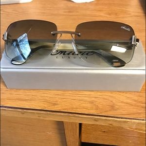 Miche Luxury Sunglasses Gray and Black Frames